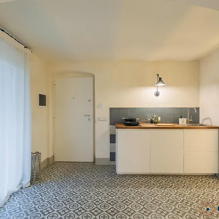 Casa Ettore By Apulia Apartment Bari