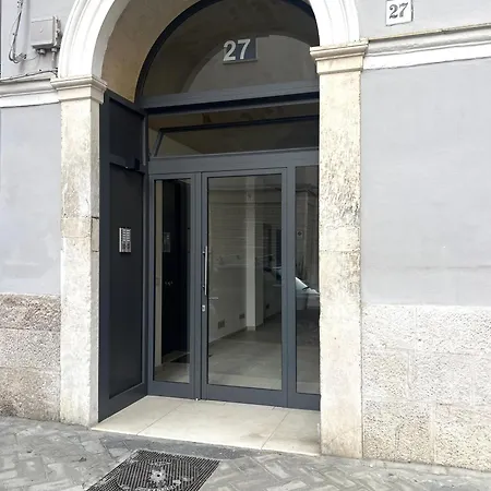Casa Ettore By Apulia 아파트 바리